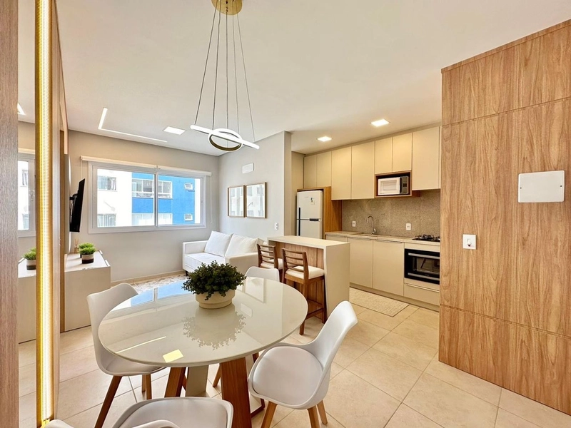 APTO COM 1 SUÍTE À VENDA NO CENTRO DE CAPÃO: 2ª foto da galeria de imagens do imóvel