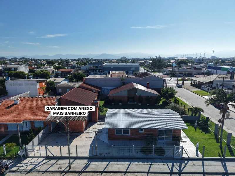 CASA PERTINHO DO MAR EM XANGRI-LÁ À VENDA !!!: 1ª foto da galeria de imagens do imóvel