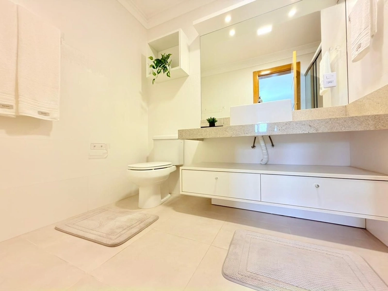 APARTAMENTO NO CENTRO DA CIDADE JUNTO A 2 PRAÇAS E BEM PRÓXIMO AO MAR: 30ª foto da galeria de imagens do imóvel