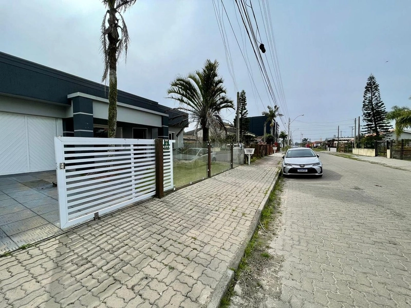 Excelente casa no Centro de Xangri-lá!: 2ª foto da galeria de imagens do imóvel