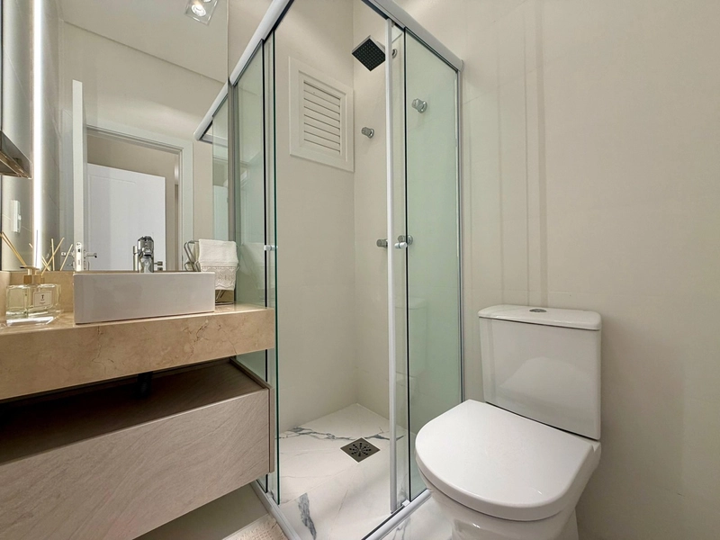 Sacada separada, vista liberara, prédio com piscina térmica: 9ª foto da galeria de imagens do imóvel