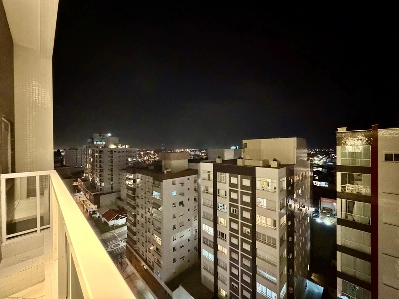 Sacada separada, vista liberara, prédio com piscina térmica: 13ª foto da galeria de imagens do imóvel