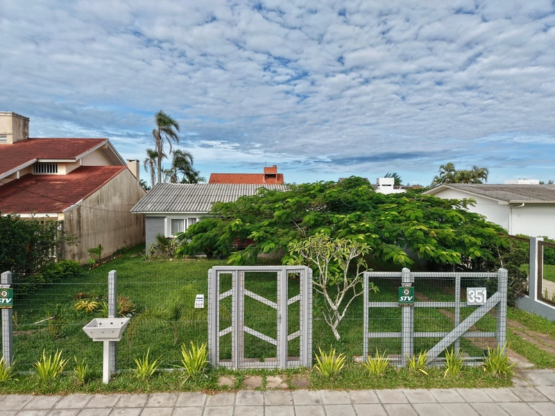 CASA À VENDA EM XANGRI-LÁ: 1ª foto da galeria de imagens do imóvel