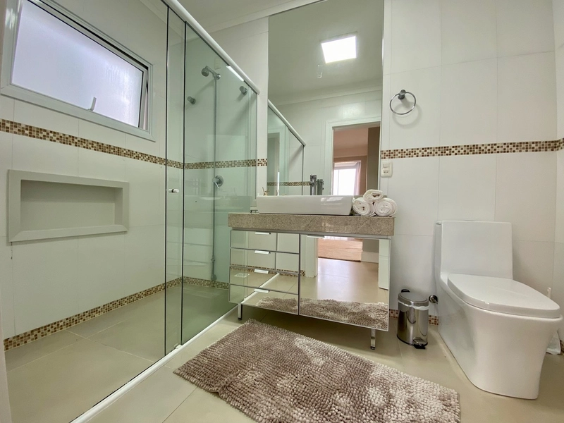 Sobrado Alto Padrão Mobiliado e Decorado no Condomínio Condado: 44ª foto da galeria de imagens do imóvel