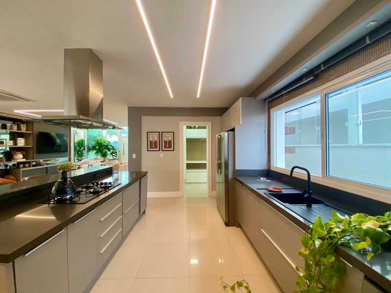 Sobrado Alto Padrão Mobiliado e Decorado no Condomínio Condado: 20ª foto da galeria de imagens do imóvel