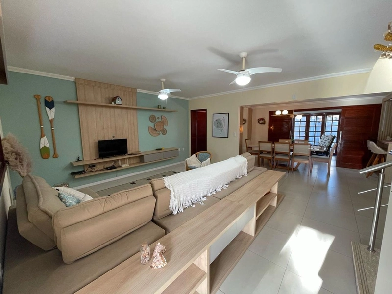 Casa em bairro bem povoado o ano inteiro: 8ª foto da galeria de imagens do imóvel