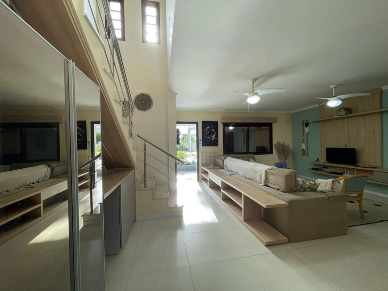 Casa em bairro bem povoado o ano inteiro: 7ª foto da galeria de imagens do imóvel