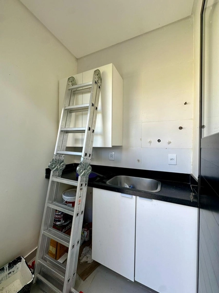 CASA EM CONDOMINIO DE LUXO FECHADO!!!: 10ª foto da galeria de imagens do imóvel