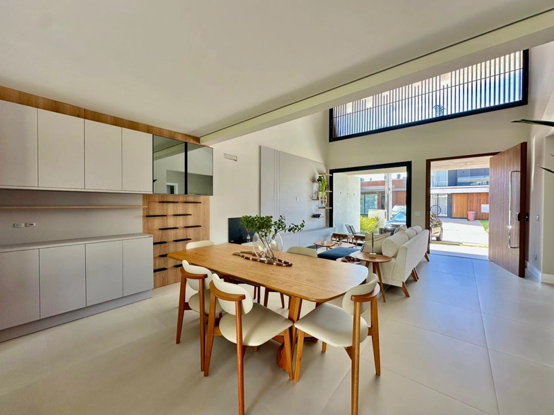 CASA EM CONDOMINIO DE LUXO FECHADO!!!: 9ª foto da galeria de imagens do imóvel