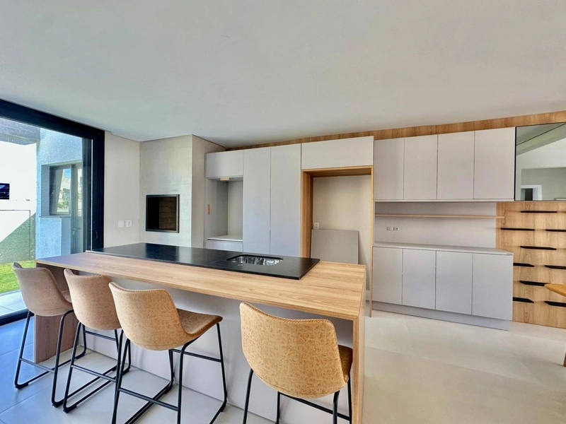 CASA EM CONDOMINIO DE LUXO FECHADO!!!: 7ª foto da galeria de imagens do imóvel