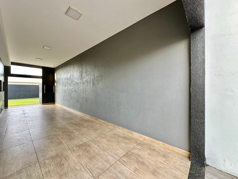 OPORTUNIDADE À VENDA CASA COM TERRENO INTEIRO: 3ª foto da galeria de imagens do imóvel