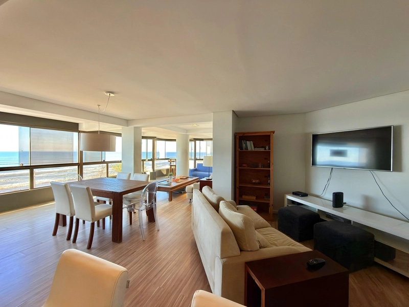 Novidade beira-mar, vista panorâmica de esquina, vista mar 180°: 24ª foto da galeria de imagens do imóvel