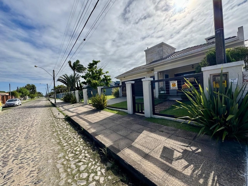 Casa no centro de Xangri-lá a venda!: 4ª foto da galeria de imagens do imóvel