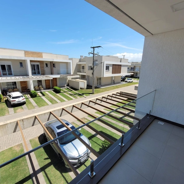 CASA EM CONDOMINIO FECHADO COM INFRA DE RESORT: 2ª foto da galeria de imagens do imóvel