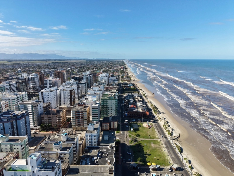 APARTAMENTO AMPLO COM SACADA DE FRENTE, JUNTO AO MAR: 19ª foto da galeria de imagens do imóvel