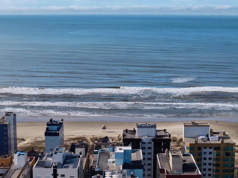 OPORTUNIDADE JUNTO AO MAR E PRAÇA LUIZ BASSANI !: 5ª foto da galeria de imagens do imóvel