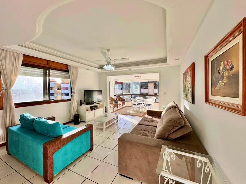 OPORTUNIDADE JUNTO AO MAR E PRAÇA LUIZ BASSANI !: 2ª foto da galeria de imagens do imóvel