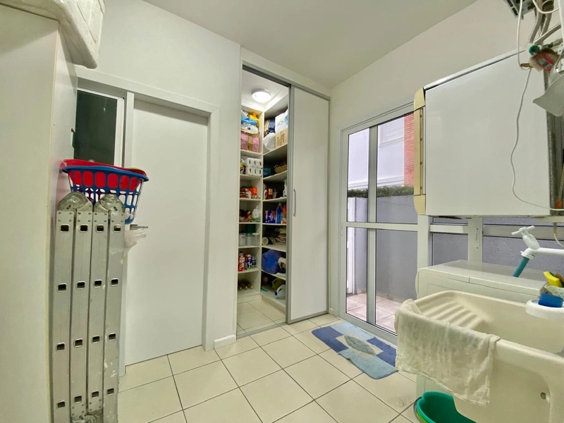 SOBRADO EM CONDOMÍNIO FECHADO – COMPLETO, MOBILIADO E DECORADO!: 29ª foto da galeria de imagens do imóvel