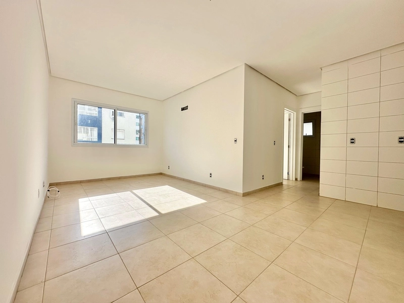 APARTAMENTO À VENDA 2 DORMITORIOS LATERAL LESTE E NORTE EM C DA CANOA: 1ª foto da galeria de imagens do imóvel