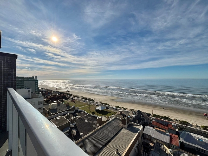 APARTAMENTO COM VISTA CINEMATOGRÁFICA PARA O MAR!: 23ª foto da galeria de imagens do imóvel