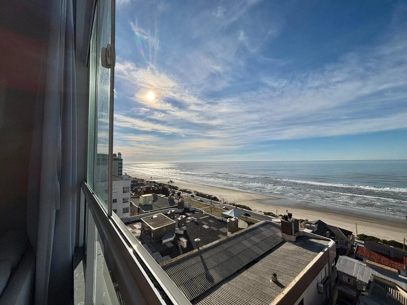 APARTAMENTO COM VISTA CINEMATOGRÁFICA PARA O MAR!: 9ª foto da galeria de imagens do imóvel