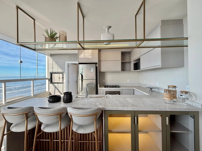 APARTAMENTO COM VISTA CINEMATOGRÁFICA PARA O MAR!: 2ª foto da galeria de imagens do imóvel