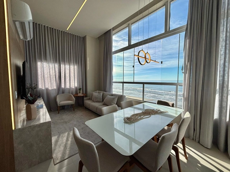 APARTAMENTO COM VISTA CINEMATOGRÁFICA PARA O MAR!: 1ª foto da galeria de imagens do imóvel