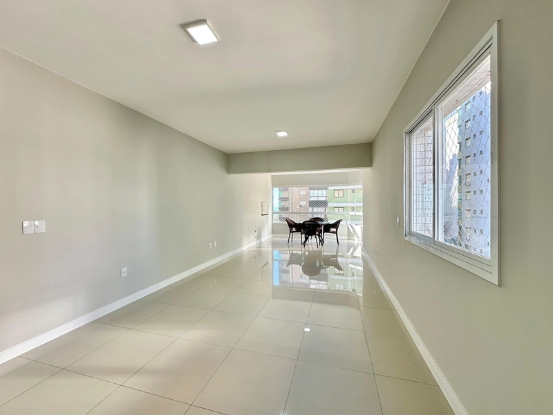 NOVIDADE A VENDA COM VISTA PARA O MAR: 3ª foto da galeria de imagens do imóvel