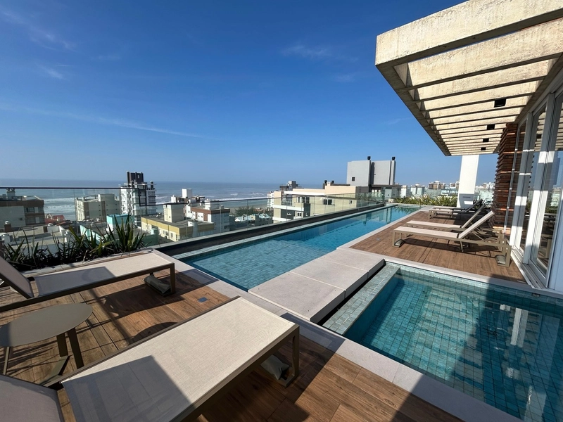 MAGNÍFICO 3 DORMITÓRIOS DE FRENTE EM EDIFÍCIO DE ALTO PADRÃO