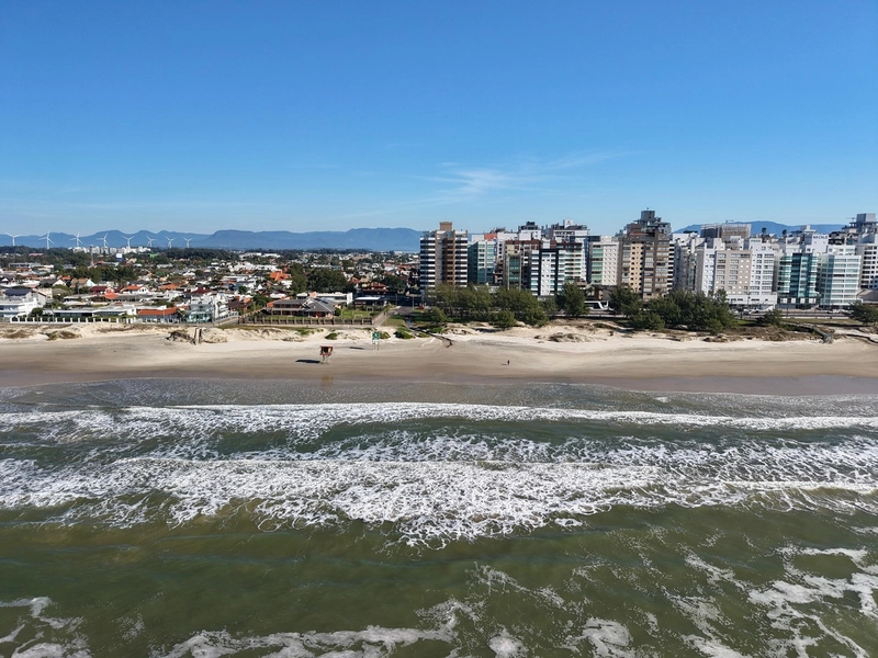 AMPLO APARTAMENTO DE FRENTE PARA O MAR E COM VISTA LIBERADA TANTO PARA: 29ª foto da galeria de imagens do imóvel