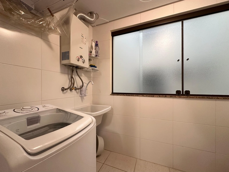 AMPLO APARTAMENTO DE FRENTE VISTA LIBERADA TANTO PARA PARA SERRA!: 13ª foto da galeria de imagens do imóvel