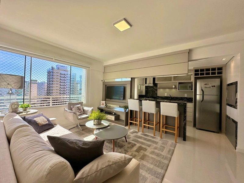 APARTAMENTO 02 DORMITÓRIOS À VENDA FRENTE PRAÇA TIARAJU!!: 1ª foto da galeria de imagens do imóvel