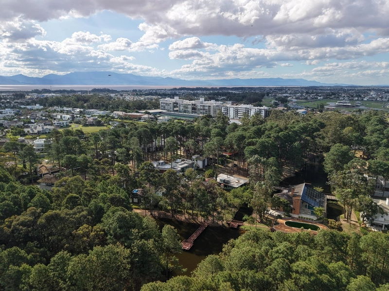 CASA À VEBDA NA MELHOR LOCALIZAÇÃO DE ATLÂNTIDA: 27ª foto da galeria de imagens do imóvel