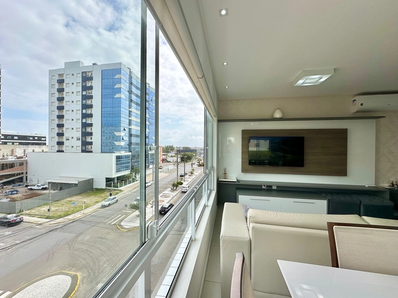 APARTAMENTO FRENTE AVENIDA E VISTA MAR: 4ª foto da galeria de imagens do imóvel