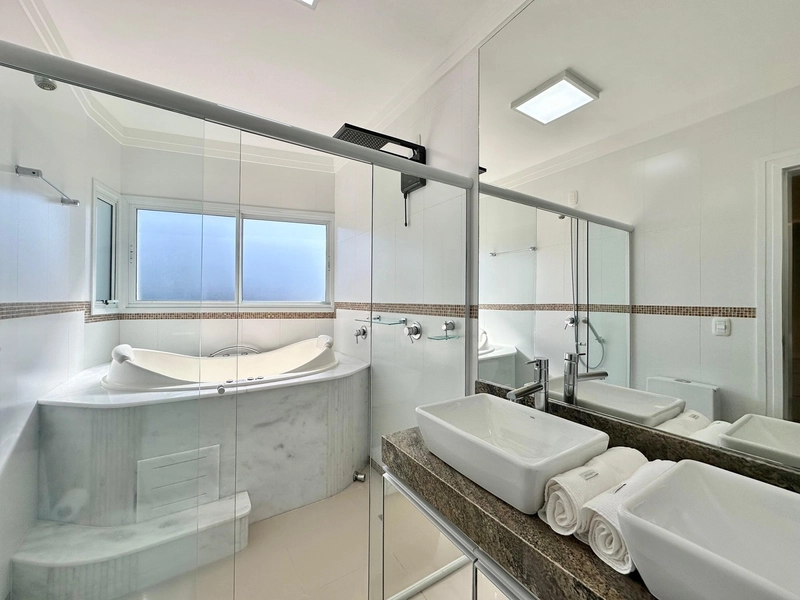 NOVIDADE A VENDA NO CONDADO: 36ª foto da galeria de imagens do imóvel