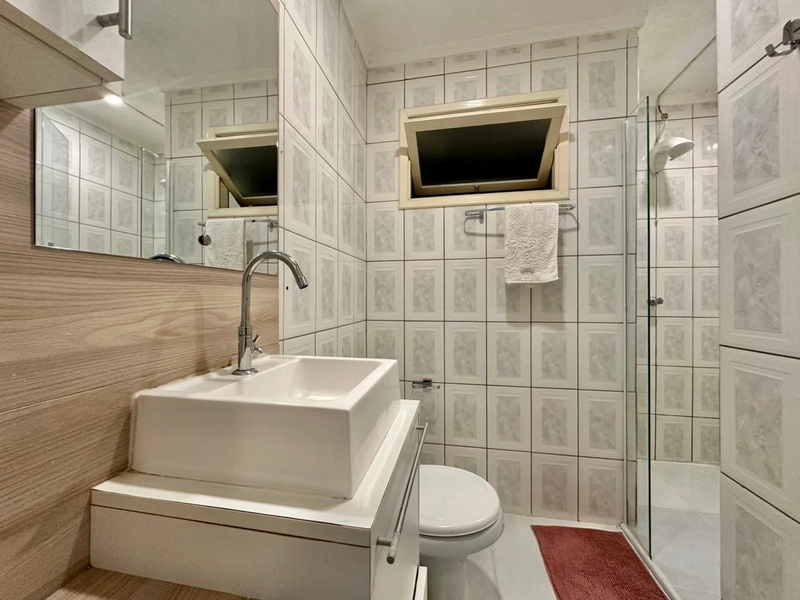 APARTAMENTO DE 1 DORMITÓRIO  EDIFÍCIO A UMA QUADRA  DO MAR: 8ª foto da galeria de imagens do imóvel