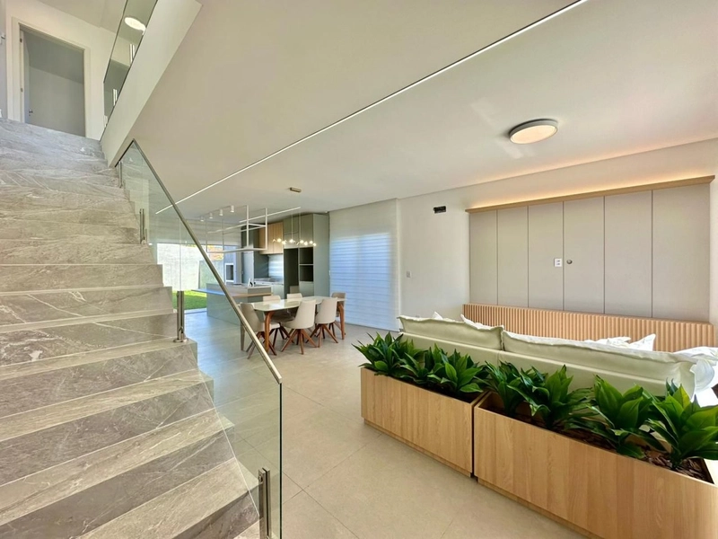 SOBRADO À VENDA EM CAPÃO DA CANOA PRONTO PARA USO JUNTO AO MAR: 16ª foto da galeria de imagens do imóvel