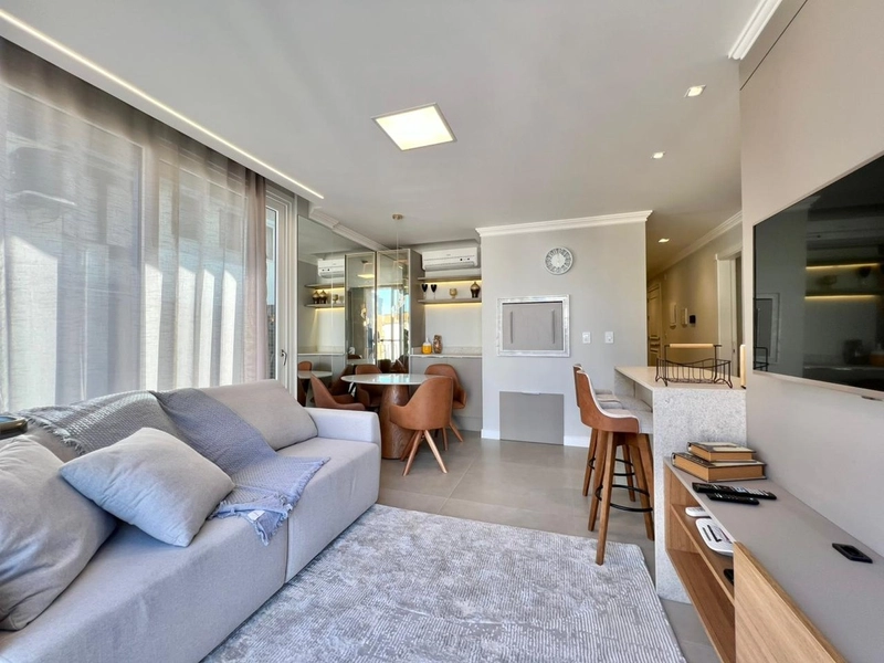 Apartamento 2 dormitórios decorado ao lado da Flávio Boianoviski!: 6ª foto da galeria de imagens do imóvel