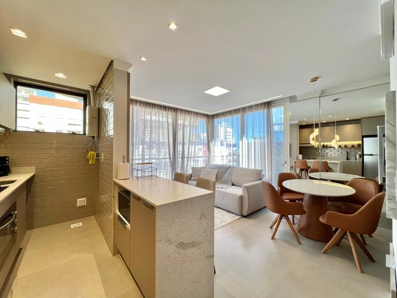 Apartamento 2 dormitórios decorado ao lado da Flávio Boianoviski!: 13ª foto da galeria de imagens do imóvel