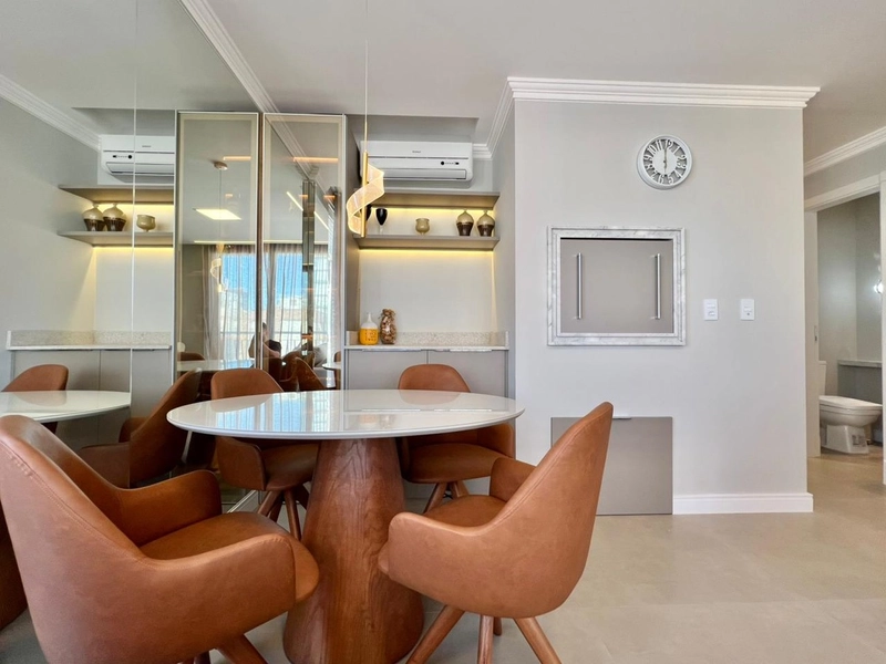 Apartamento 2 dormitórios decorado ao lado da Flávio Boianoviski!: 14ª foto da galeria de imagens do imóvel