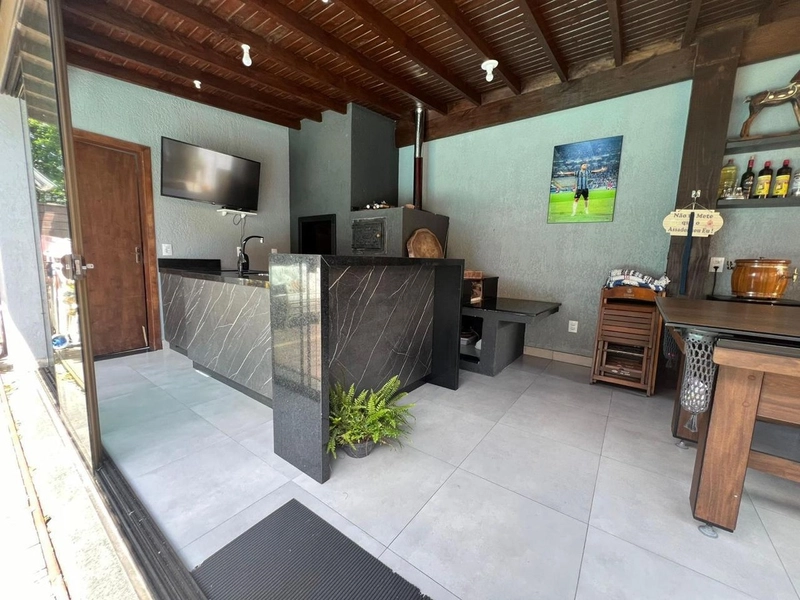 CASA À VENDA COM PISCINA AQUECIDA: 7ª foto da galeria de imagens do imóvel