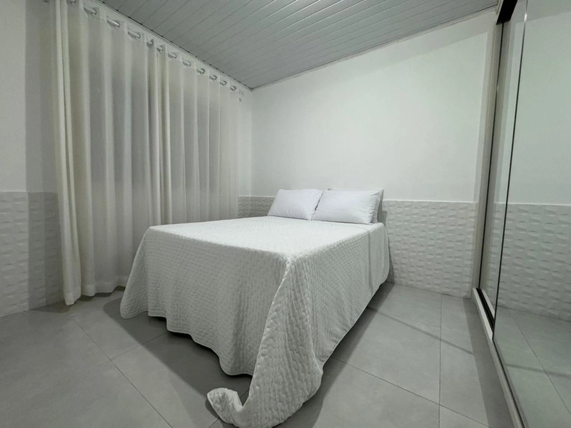 CASA À VENDA COM PISCINA AQUECIDA: 11ª foto da galeria de imagens do imóvel