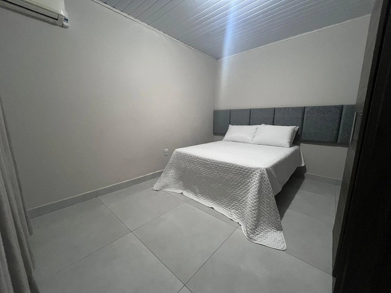 CASA À VENDA COM PISCINA AQUECIDA: 13ª foto da galeria de imagens do imóvel