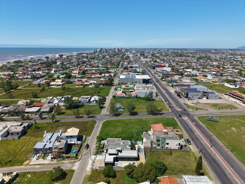 CASA AMPLA COM PISCINA - 2 QUADRAS DO MAR!!: 24ª foto da galeria de imagens do imóvel