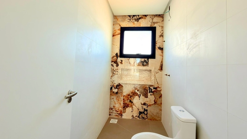 CASA AMPLA COM PISCINA - 2 QUADRAS DO MAR!!: 17ª foto da galeria de imagens do imóvel