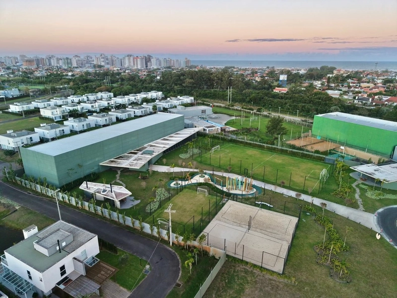 CONDOMÍNIO LÓTUS  LOTE À VENDA: 2ª foto da galeria de imagens do imóvel