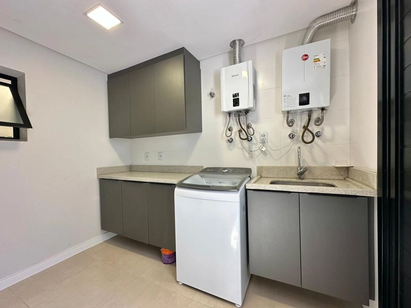 Casa retrofit mobiliada e decorada a poucos metros do mar no Centro de: 7ª foto da galeria de imagens do imóvel