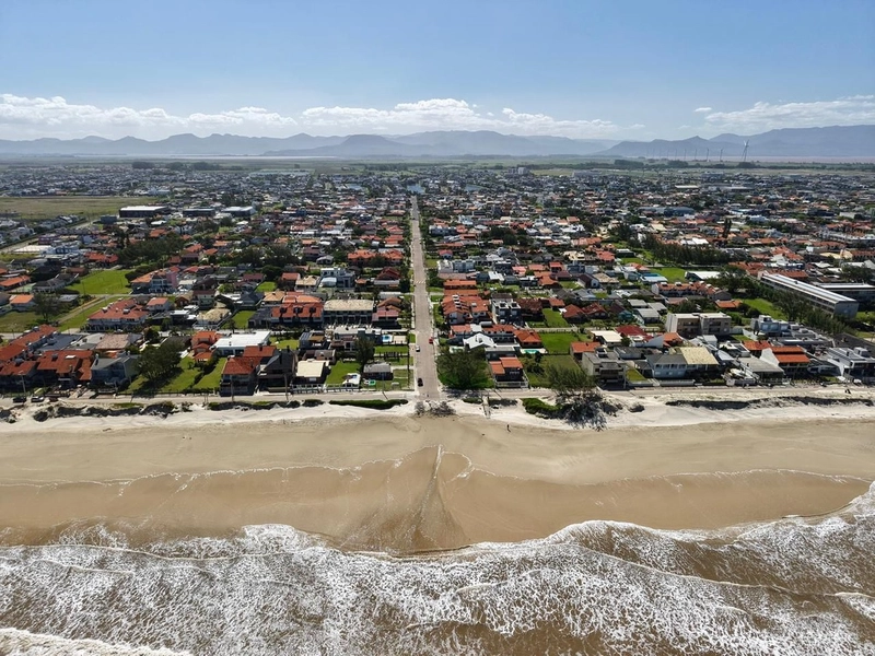 Casa retrofit mobiliada e decorada a poucos metros do mar no Centro de: 34ª foto da galeria de imagens do imóvel