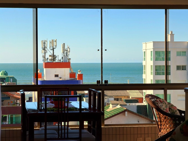 APARTAMENTO DE 3 DORMITORIOS