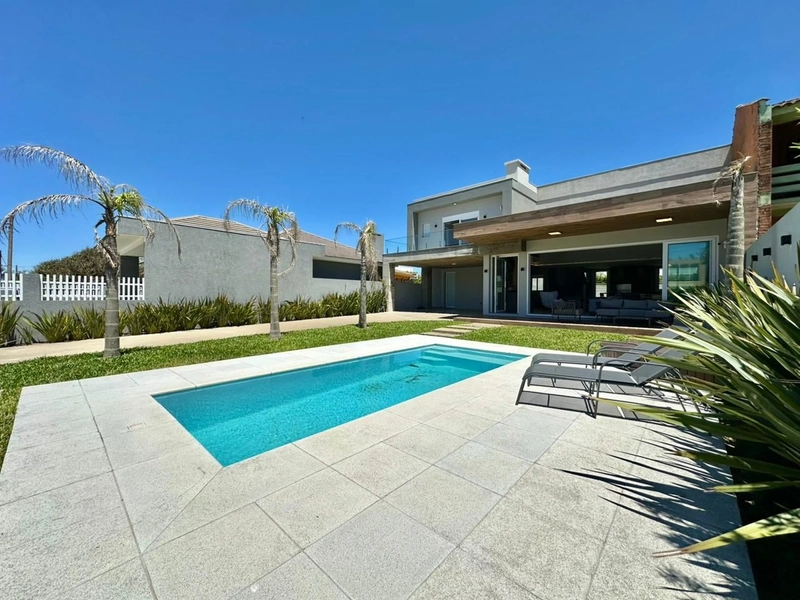 SOBRADO À VENDA EM XANGRI-LÁ, PRÓXIMO AO MAR: 12ª foto da galeria de imagens do imóvel